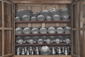 Vue d'ensemble de la partie droite du vaisselier. © Région Bourgogne-Franche-Comté, Inventaire du patrimoine