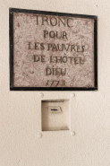 Vestibule, détail du tronc des pauvres. © Région Bourgogne-Franche-Comté, Inventaire du patrimoine