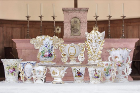 Ensemble de vases en porcelaine. © Région Bourgogne-Franche-Comté, Inventaire du patrimoine