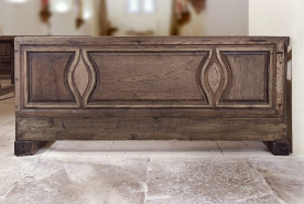 Porte d'armoire remployée en dossier (?). © Région Bourgogne-Franche-Comté, Inventaire du patrimoine