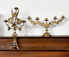 Vue de deux chandeliers. © Région Bourgogne-Franche-Comté, Inventaire du patrimoine