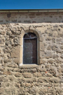 Chapelle : deuxième fenêtre gauche du mur de long-pan sur cour. © Région Bourgogne-Franche-Comté, Inventaire du patrimoine