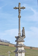 Fût et croix. © Région Bourgogne-Franche-Comté, Inventaire du patrimoine