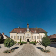 Façade antérieure du bâtiment principal. © Région Bourgogne-Franche-Comté, Inventaire du patrimoine