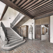 Escalier de l'aile gauche. © Région Bourgogne-Franche-Comté, Inventaire du patrimoine