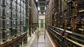 Salle des relais : partie postérieure de l'allée droite. © Région Bourgogne-Franche-Comté, Inventaire du patrimoine