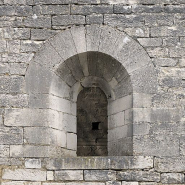 Détail de la façade postérieure : baie. © Région Bourgogne-Franche-Comté, Inventaire du patrimoine