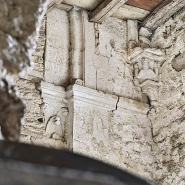 Ancienne chapelle : vue de la pièce médiane ; décor et maçonnerie. © Région Bourgogne-Franche-Comté, Inventaire du patrimoine