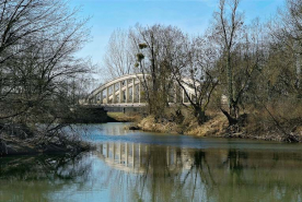 Pont de la Culée, il permet de traverser la Seille en direction de Branges. © Région Bourgogne-Franche-Comté, Inventaire du patrimoine