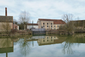 Vue d'ensemble des moulins de Branges, prise d'amont. © Région Bourgogne-Franche-Comté, Inventaire du patrimoine