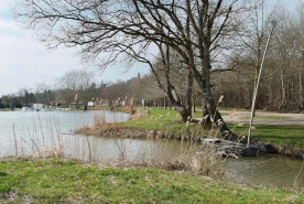 Arrivée d'eau à l'entrée du port de Cuisery. © Région Bourgogne-Franche-Comté, Inventaire du patrimoine