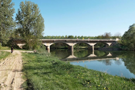 Pont vu d'amont. © Région Bourgogne-Franche-Comté, Inventaire du patrimoine