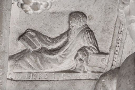 Détail : reproduction de la statue funéraire du chancelier Etienne Ier d'Aligre. © Région Bourgogne-Franche-Comté, Inventaire du patrimoine