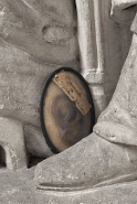 Détail : médaillon contenant des cheveux de la marquise d'Aligre. © Région Bourgogne-Franche-Comté, Inventaire du patrimoine