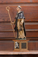 Vue de trois-quarts gauche avec médaille. © Région Bourgogne-Franche-Comté, Inventaire du patrimoine