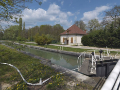 Vue d'aval. © Région Bourgogne-Franche-Comté, Inventaire du patrimoine