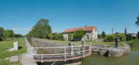 Vue d'ensemble du site d'écluse. © Région Bourgogne-Franche-Comté, Inventaire du patrimoine