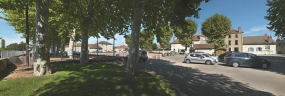 Vue d'ensemble de la place du Champ de Foire. © Région Bourgogne-Franche-Comté, Inventaire du patrimoine