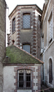 Sacristie et bâtiment hors-oeuvre de l'escalier. © Région Bourgogne-Franche-Comté, Inventaire du patrimoine