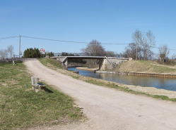 Le pont vu d'amont. © Région Bourgogne-Franche-Comté, Inventaire du patrimoine