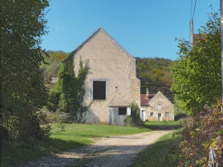 Mur postérieur de la chapelle. © Région Bourgogne-Franche-Comté, Inventaire du patrimoine