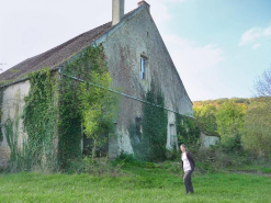 Mur gauche de la grange. © Région Bourgogne-Franche-Comté, Inventaire du patrimoine