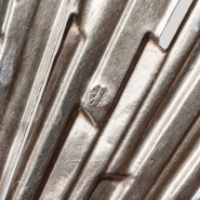 Détail de poinçon dans la gloire. © Région Bourgogne-Franche-Comté, Inventaire du patrimoine
