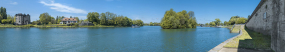 Panorama de la Saône à hauteur du passage de l'ancien pont : on distingue à gauche les vestiges de la culée. © Région Bourgogne-Franche-Comté, Inventaire du patrimoine