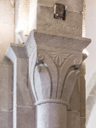Détail d'un chapiteau de la nef. © Région Bourgogne-Franche-Comté, Inventaire du patrimoine