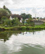Vue de la prise d'eau, avec le canal au premier plan. © Région Bourgogne-Franche-Comté, Inventaire du patrimoine