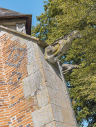 Gargouilles, contreforts de la chapelle droite. © Région Bourgogne-Franche-Comté, Inventaire du patrimoine
