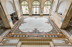 Vue d'ensemble depuis le degré du hall. © Région Bourgogne-Franche-Comté, Inventaire du patrimoine