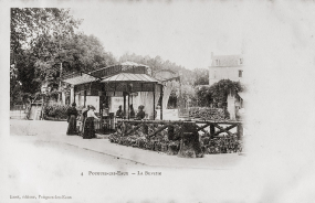 Établissement thermal © Région Bourgogne-Franche-Comté, Inventaire du patrimoine