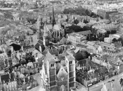 Église paroissiale théâtre © Région Bourgogne-Franche-Comté, Inventaire du patrimoine