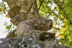 Groupe sculpté © Région Bourgogne-Franche-Comté, Inventaire du patrimoine