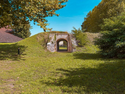 Fortification d'agglomération bastion © Région Bourgogne-Franche-Comté, Inventaire du patrimoine