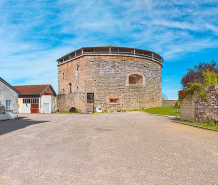 Fortification d'agglomération tour © Région Bourgogne-Franche-Comté, Inventaire du patrimoine