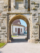 Fortification d'agglomération porte de ville © Région Bourgogne-Franche-Comté, Inventaire du patrimoine