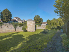Fortification d'agglomération © Région Bourgogne-Franche-Comté, Inventaire du patrimoine