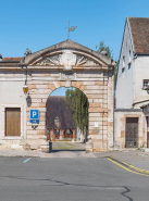 Fortification d'agglomération portail © Région Bourgogne-Franche-Comté, Inventaire du patrimoine