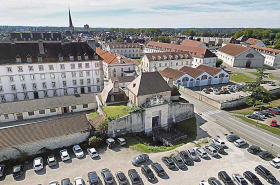 Fortification d'agglomération porte de ville © Région Bourgogne-Franche-Comté, Inventaire du patrimoine