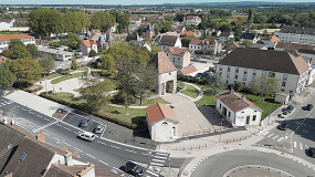 Fortification d'agglomération porte de ville © Région Bourgogne-Franche-Comté, Inventaire du patrimoine