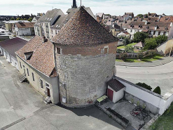 Fortification d'agglomération tour © Région Bourgogne-Franche-Comté, Inventaire du patrimoine