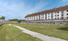  fortification d'agglomération courtine © Région Bourgogne-Franche-Comté, Inventaire du patrimoine