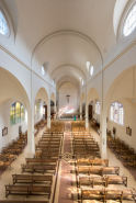 Église nef verrière chemin de croix choeur vaisseau © Région Bourgogne-Franche-Comté, Inventaire du patrimoine