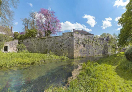 Fortification d'agglomération bastion © Région Bourgogne-Franche-Comté, Inventaire du patrimoine
