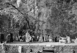 Théâtre © Amicale du Mystère de Sainte Reine