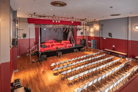 Cinéma cercle de sociabilité salle des fêtes © Région Bourgogne-Franche-Comté, Inventaire du patrimoine
