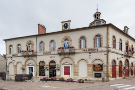 Halle mairie salle des fêtes cinéma © Région Bourgogne-Franche-Comté, Inventaire du patrimoine