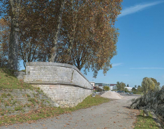 Fortification d'agglomération bastion © Région Bourgogne-Franche-Comté, Inventaire du patrimoine
